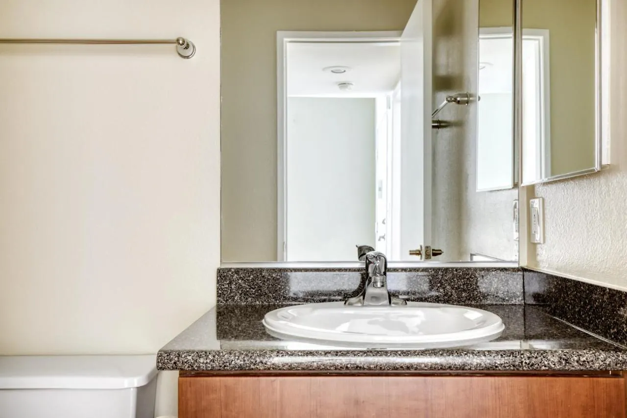Apartamento Burbank 2Br W Bbq Gym Pool Nr Tj Wf Lax-818