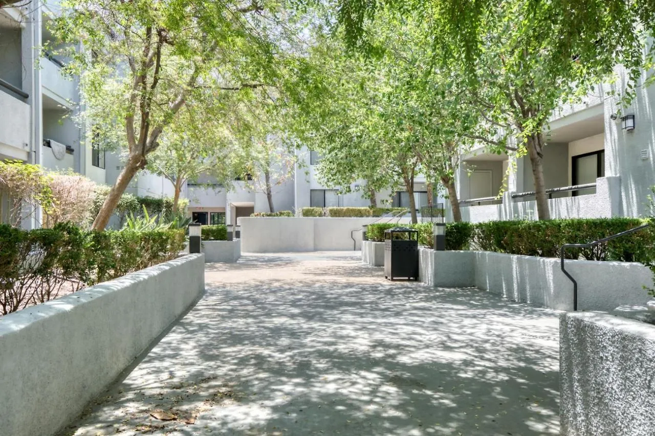 Apartamento Burbank 2Br W Bbq Gym Pool Nr Tj Wf Lax-818