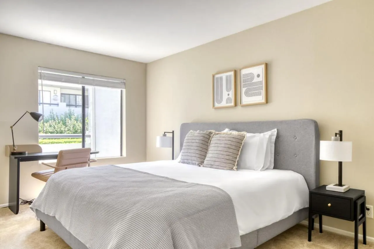 Apartamento Burbank 2Br W Bbq Gym Pool Nr Tj Wf Lax-818